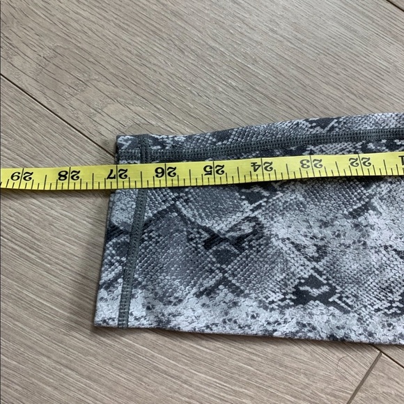 SPIRITUAL GANGSTER Essential High-rise Snake Print Leggings In Tonal Snake - Picture 11 of 12